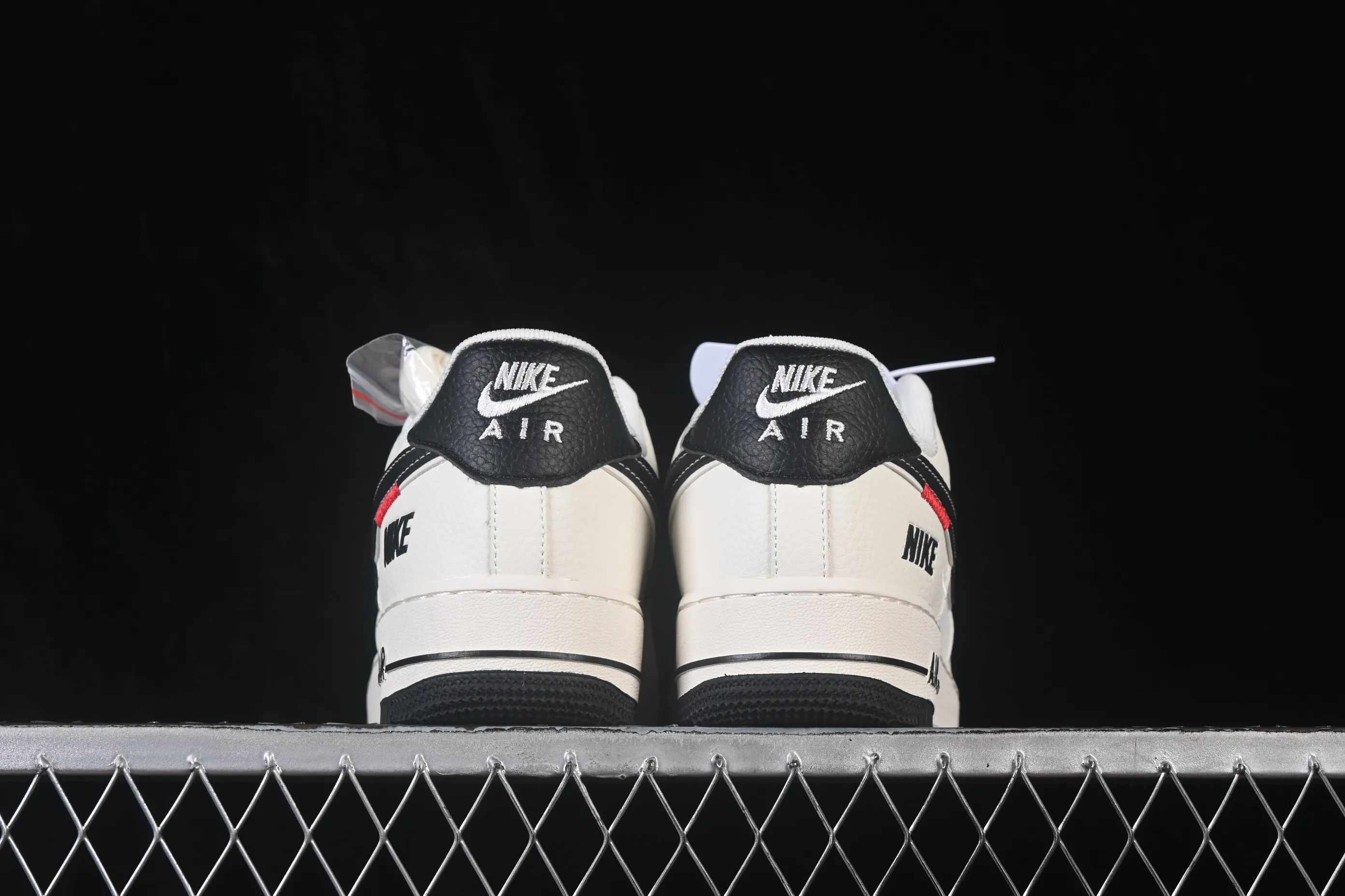 All categories Nk Air Force 1 Air Force series Nk Air Force 1 Low Air Force low-top Nike Air Force 1'07 Low joint model Air Force 1 low-top casual sneakers DN9688-101